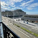 Frente Al Kursaal Y La Playa Apartman *